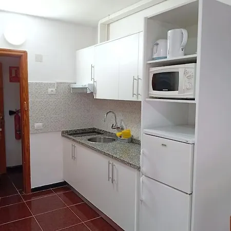 Apar Mari 2c Daire La Laguna (Tenerife)
